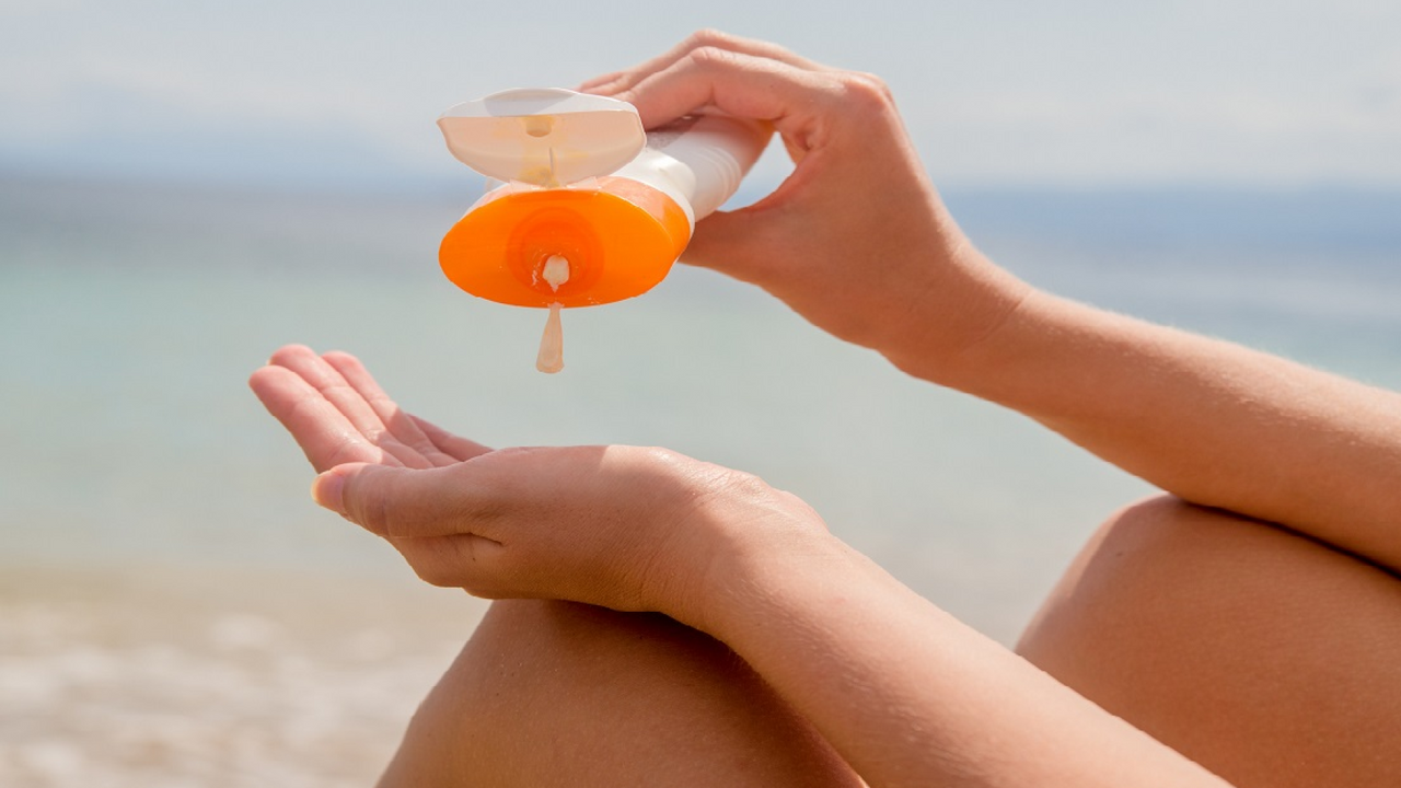 Wall Street Journal reports on FDA investigation into chemical sunscreen risk